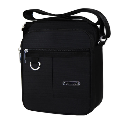 Travel Shoulder Messenger Bag 2 Ukuran Hitam Nylon Crossbody Bag Kasual Tahan Air